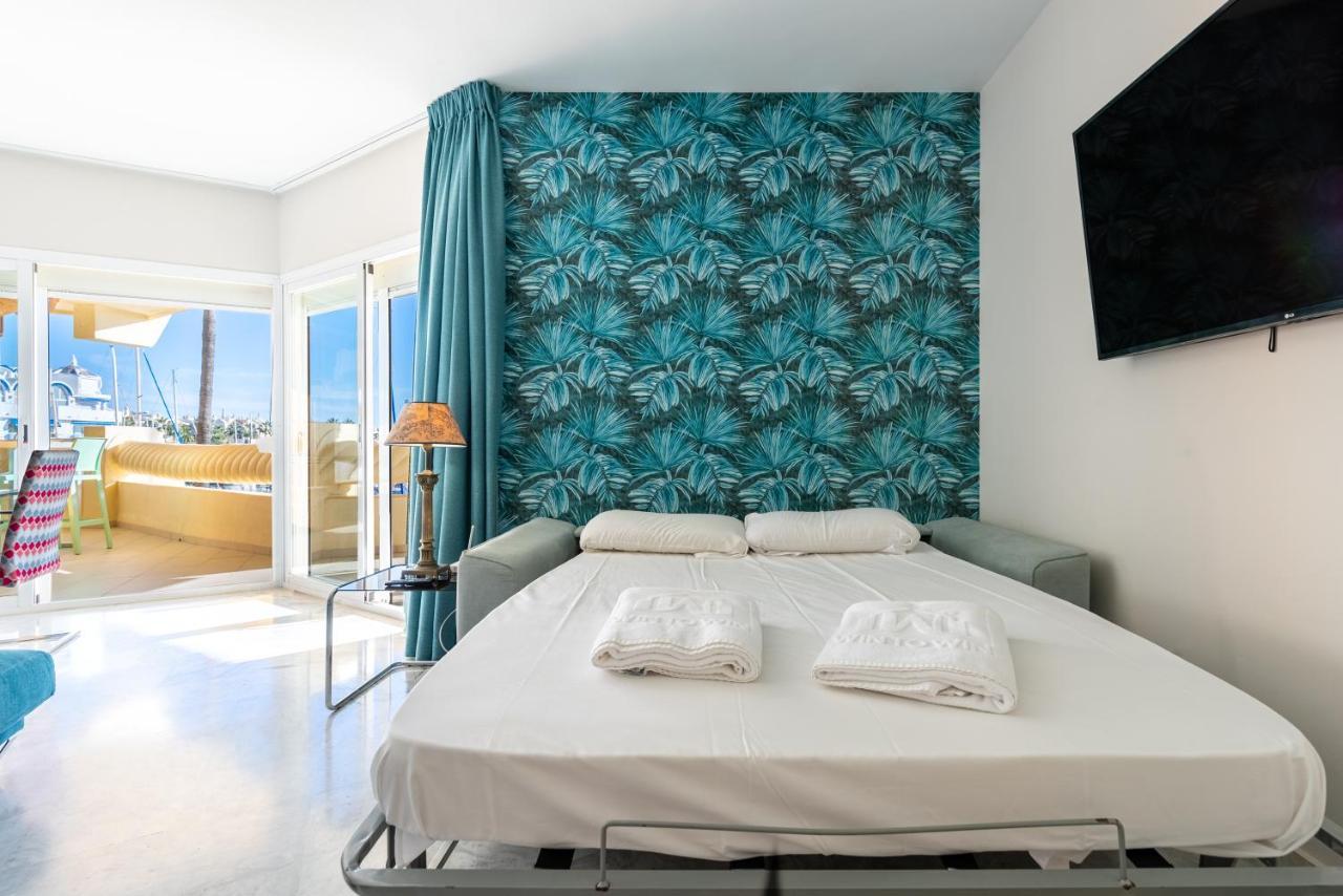 Wintowinrentals Luxury And Sea View Inside Puerto Marina Benalmádena Eksteriør billede