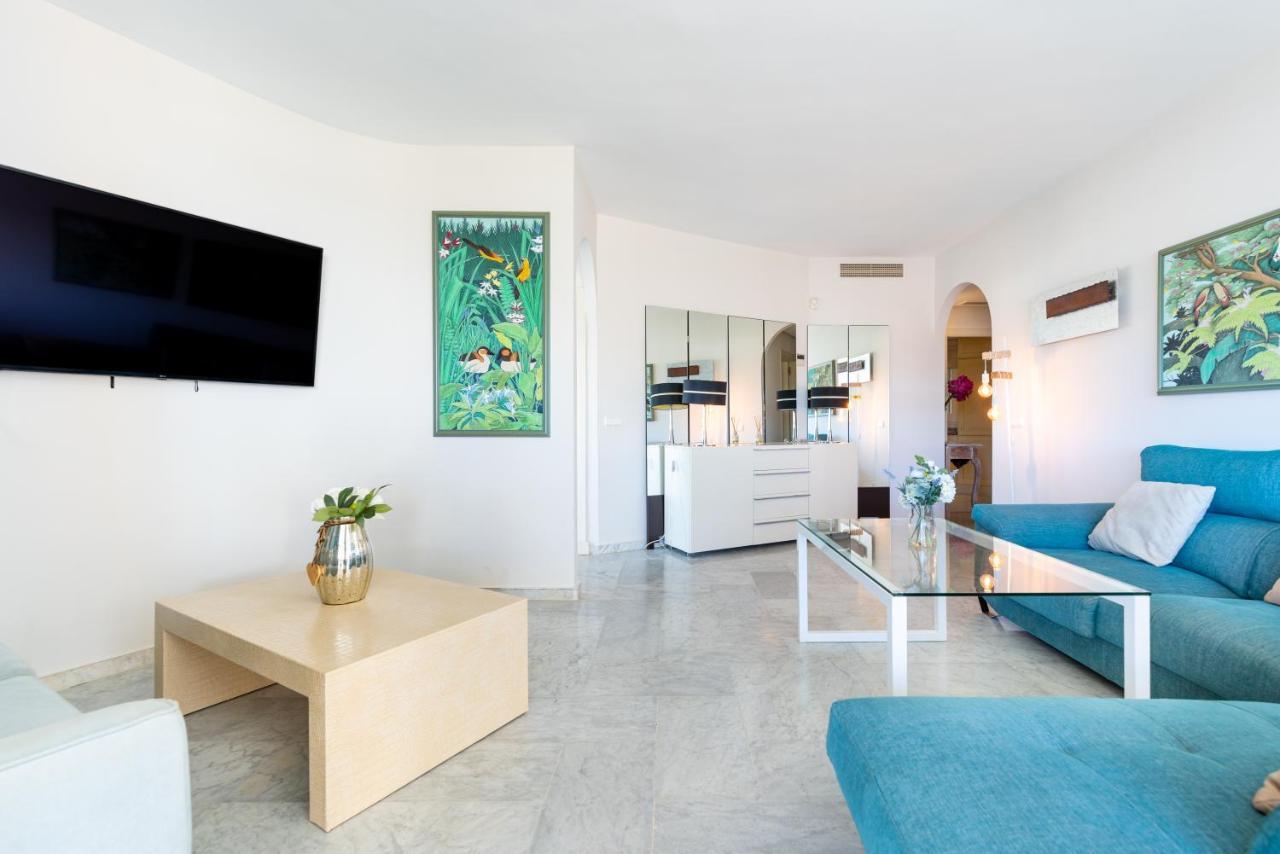 Wintowinrentals Luxury And Sea View Inside Puerto Marina Benalmádena Eksteriør billede