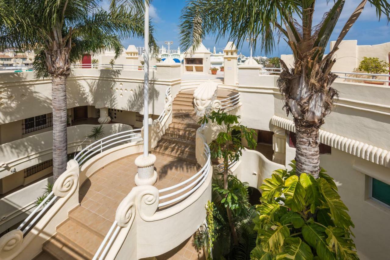 Wintowinrentals Luxury And Sea View Inside Puerto Marina Benalmádena Eksteriør billede