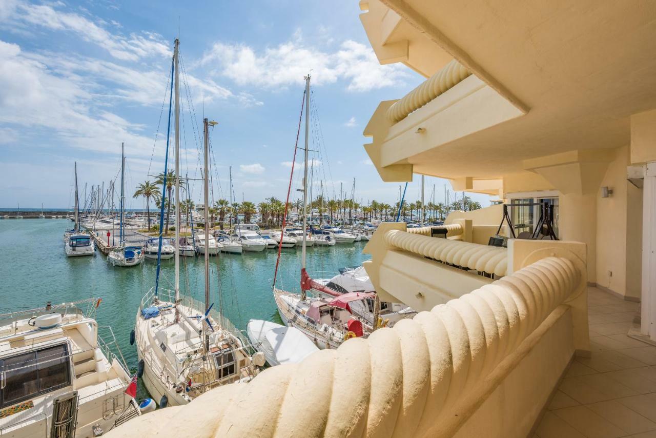 Wintowinrentals Luxury And Sea View Inside Puerto Marina Benalmádena Eksteriør billede